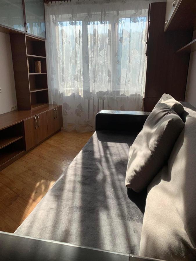 Apartment Next To Metro Station Pechersk Kiev Exteriör bild