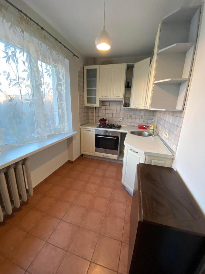 Apartment Next To Metro Station Pechersk Kiev Exteriör bild