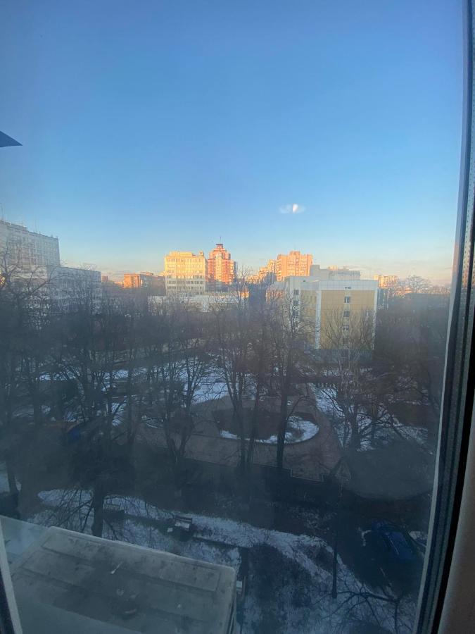 Apartment Next To Metro Station Pechersk Kiev Exteriör bild